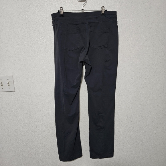 Athleta full length wide leggings with sinched bottoms size medium - Picture 5 of 16